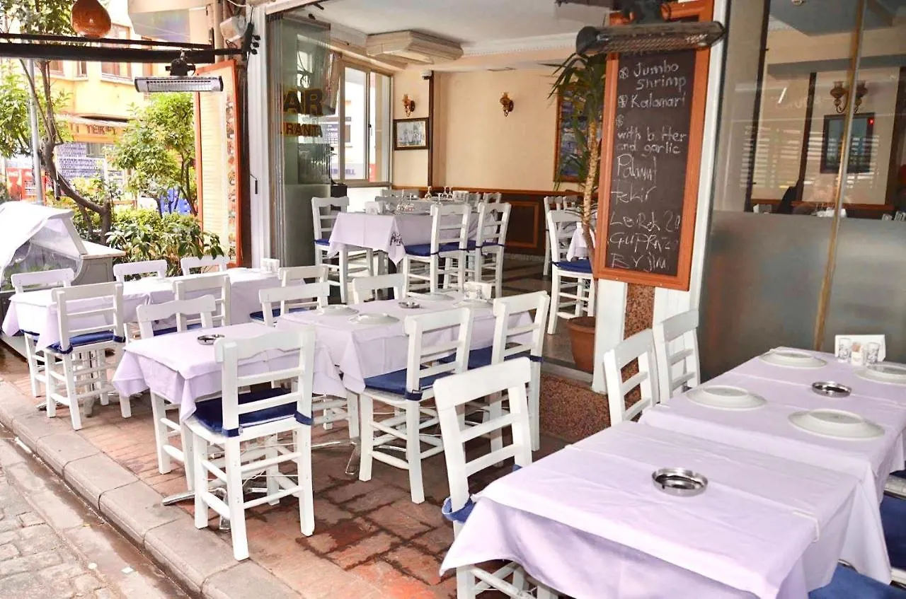 Taksim Pera Grand Hisar Hotel 이스탄불 3*,